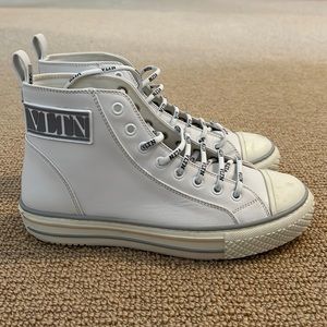 White high top Valentino tennis shoe